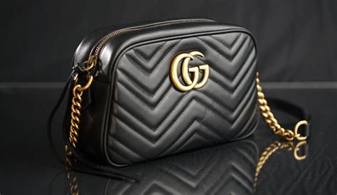 how to spot real gucci|gucci bag authentication checklist.